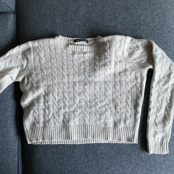 Brandy Melville Women’s wool crop sweater - Picture 3 of 3